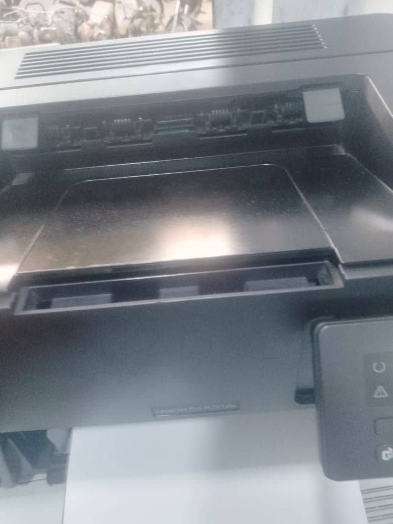 HP M201 M202 printer (Recondition) 1