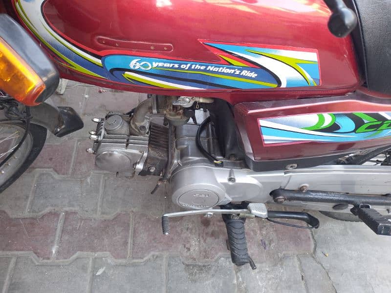 1x Honda CD 2007  RAWALPINDI and 2x china bikes 7