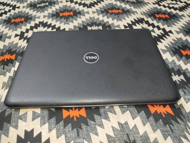 SLIGHTLY USED SALE LAPTOP 14