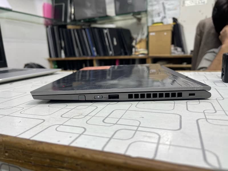 LENOVE THINKPAD X1 YOGA i7 8th 4