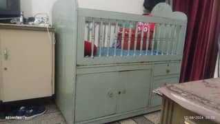 Baby cot for sale