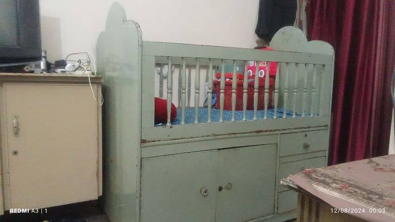 Baby cot for sale 1