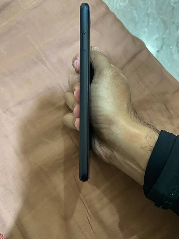 Pixel 4XL 64gb 6 gb black colour 10by 9 patch pta proved 0