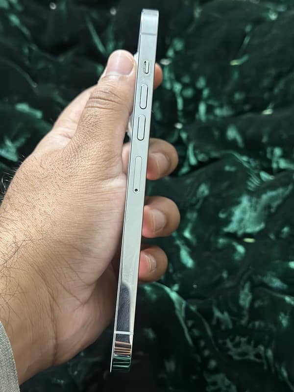 iphone 13 pro max 256 GB Factory Unlocked Non-PTA 1