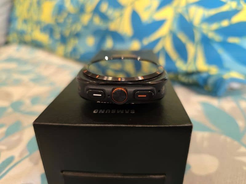 Samsung Galaxy watch ultra LTE ( Sim Version ) 1