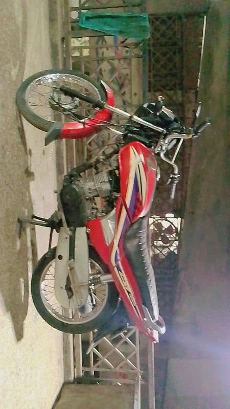 Dream Honda125 Like new condition All documents Clear Urgent sale 1