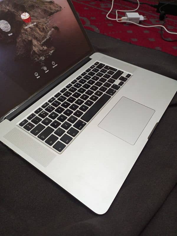 Laptop 3