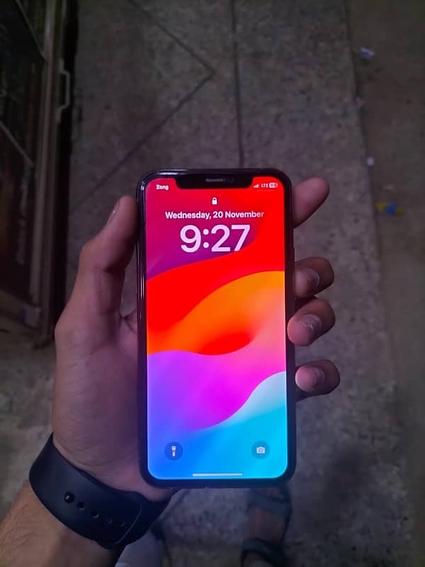 IPHONE 11 pro 256gb pta approved 6