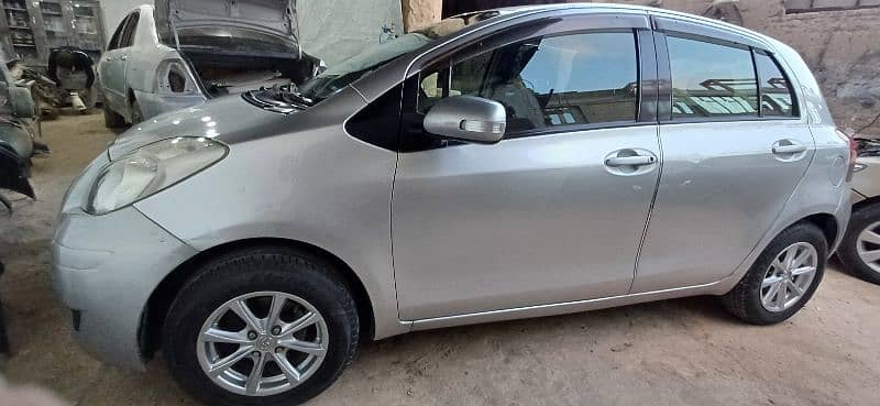 Toyota Vitz 2010 2