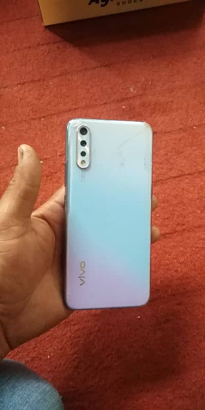 vivo s1 8 ram 256 gb non pta 3