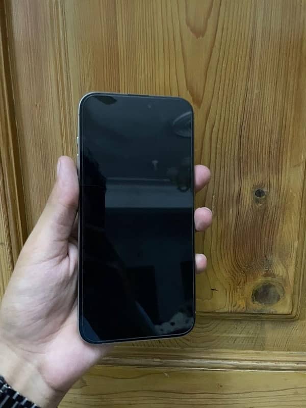 Iphone 15 Pro Max (Non PTA) 1