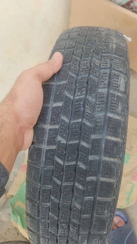 wagon r 2 Tires 1