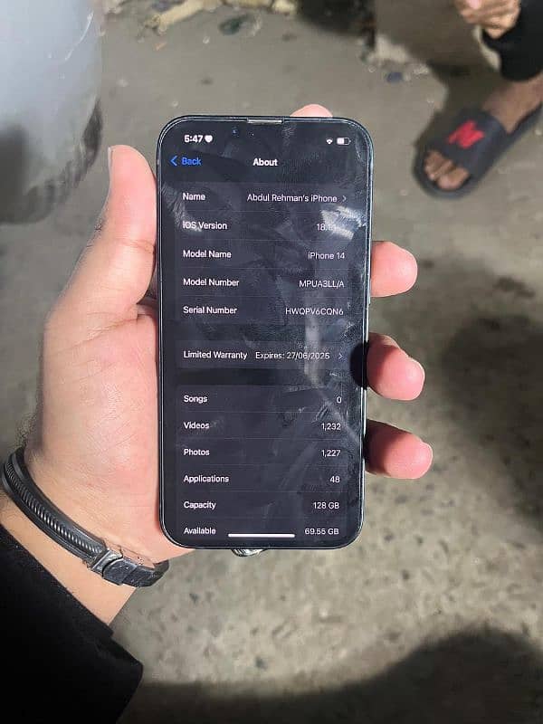 Iphone 14 10/10 condition 8