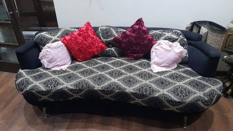 9 Seats Sofa Set. Call: 03214516049 2