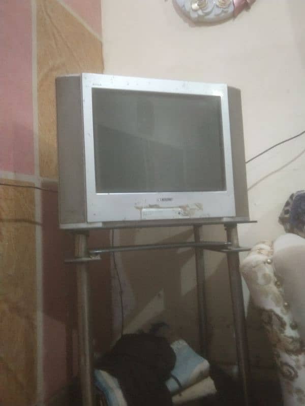 used Tv and very good condition 1