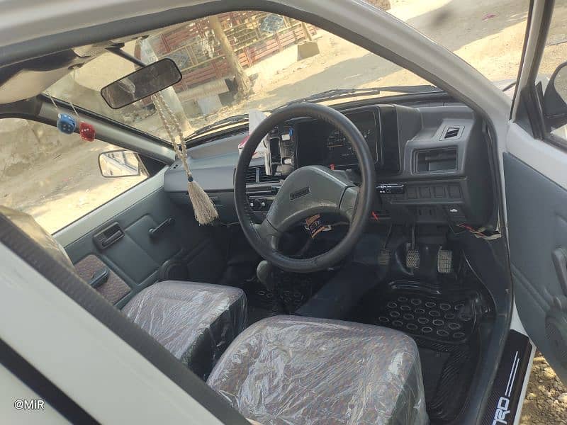 Suzuki Mehran VXR 2017 11