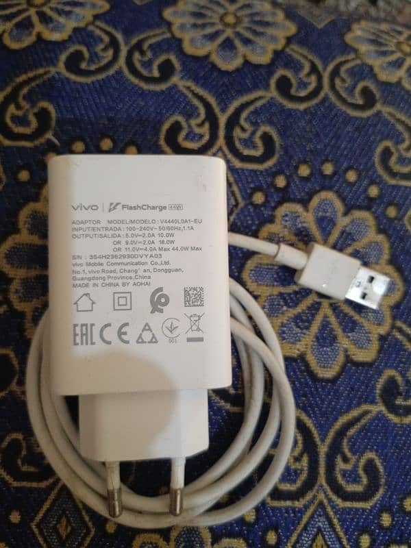 Vivo. ka Orgnial  44W  Flash Charger 1