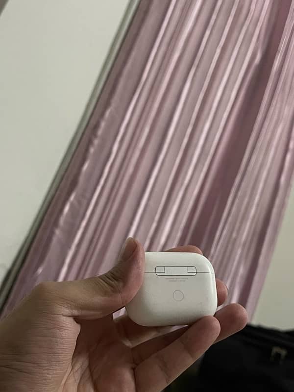 airpods pro 4