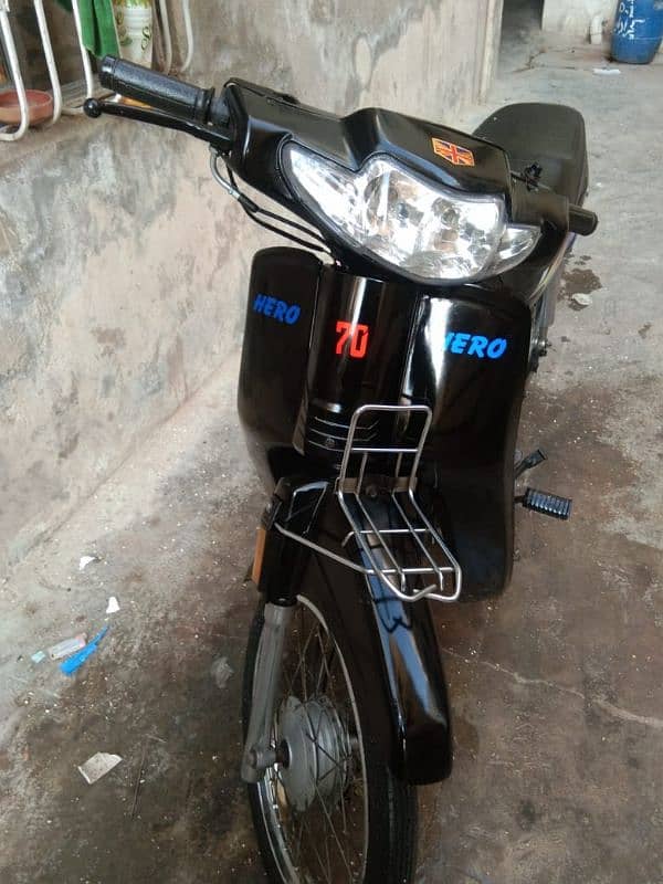 Hero 70 cc UrgenT Sale. . 0