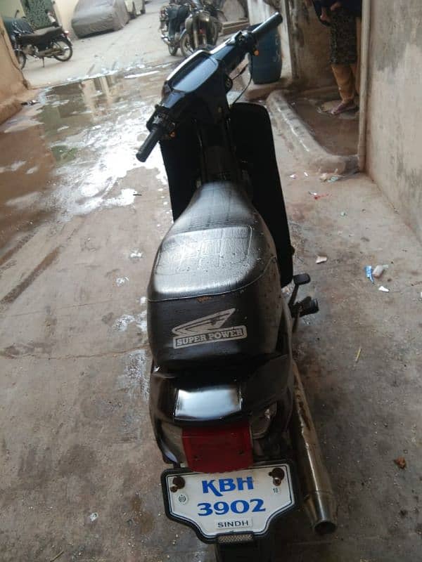 Hero 70 cc UrgenT Sale. . 1