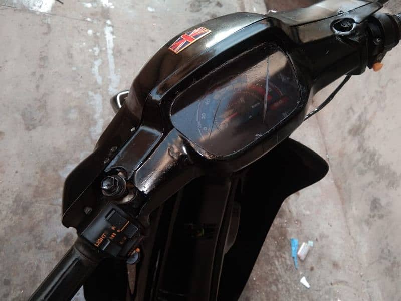 Hero 70 cc UrgenT Sale. . 4