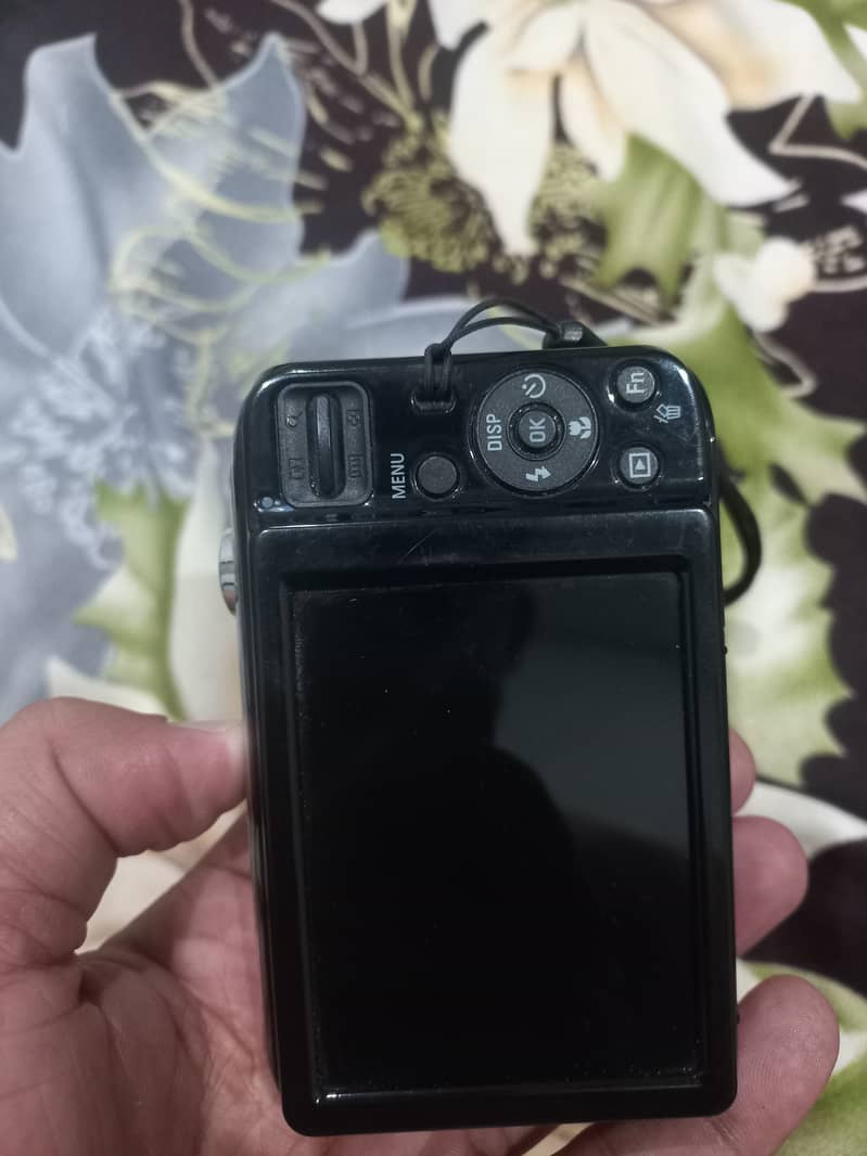 Samsung ES30 12.2mp camera for sale in good condition 3