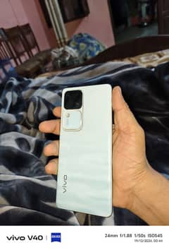 Vivo V30 12/256