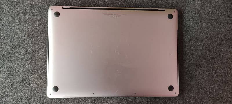 MacBook PRO 15" 2018 i7 16/256GB 3