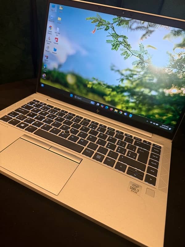 HP ELITE BOOK i7/10 G7 870 5