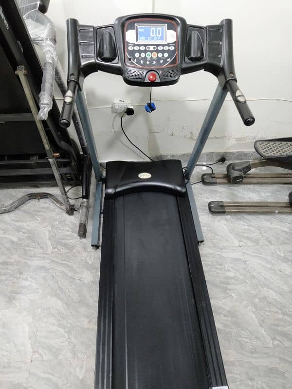 IMPORT FROM UAE TREADMILLS ARE AVAILABLE FOR DETAIL 0333*711*9531 13