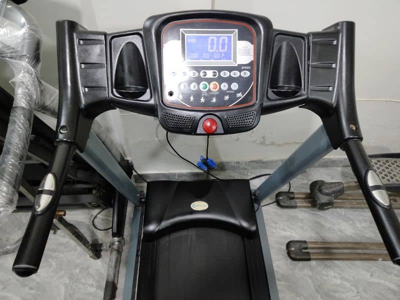 IMPORT FROM UAE TREADMILLS ARE AVAILABLE FOR DETAIL 0333*711*9531 16