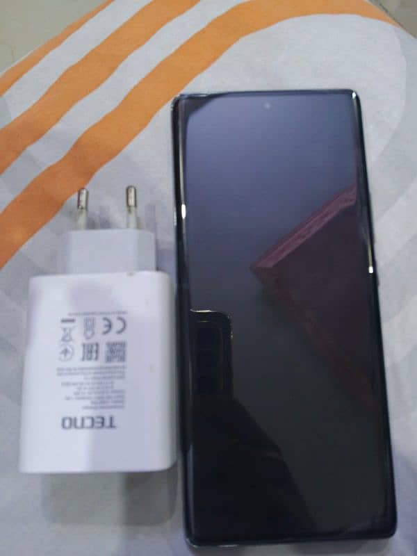 Tecno spark 20 pro plus 3