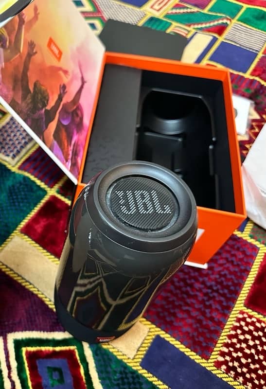 JBL Pulse 3 Very Less Used 6