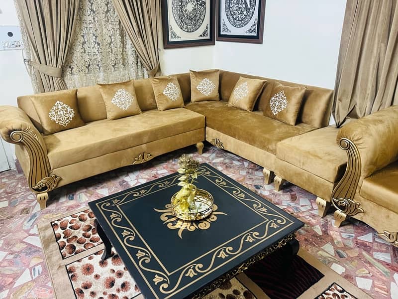 L shaped 10/10 condition sofa set 14