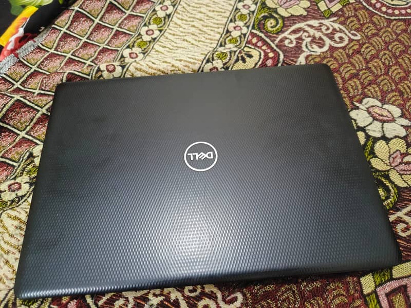 Intel Core i5 10th Gen G4 (Quad-Core, Base Speed: 1.10GHz, Max Turbo 2