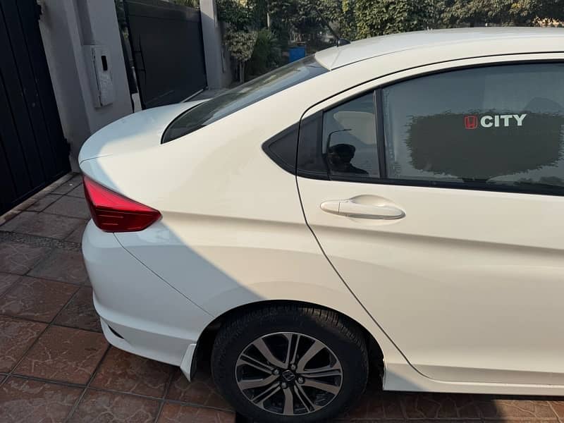 Honda City IVTEC 2021 4