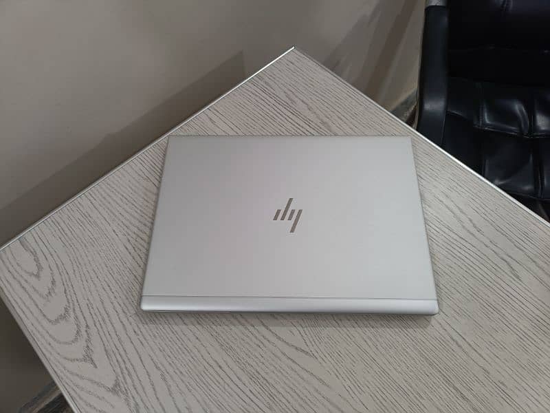 Hp elitebook 830 g6 core i7 8th gen quadcore 13.3 inch 1080p ips 0