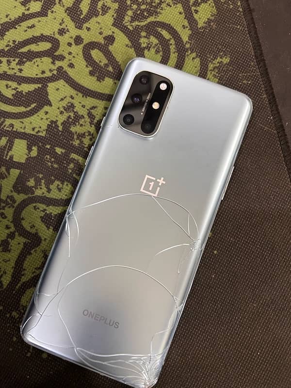 One Plus 8t (used) 0