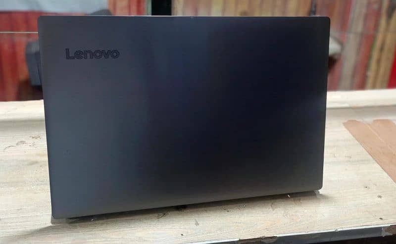 Lenovo 8th Generation 15.6″ Display 4