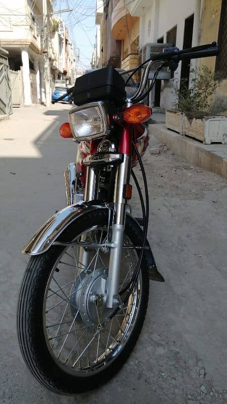 Honda CG 125 8