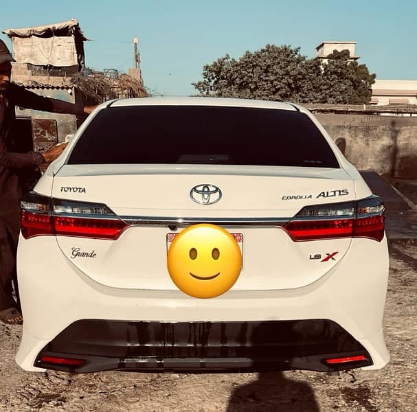 Toyota corolla Altis Grande 2023 1