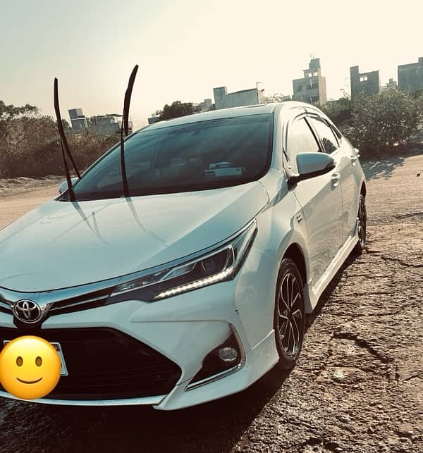 Toyota corolla Altis Grande 2023 3