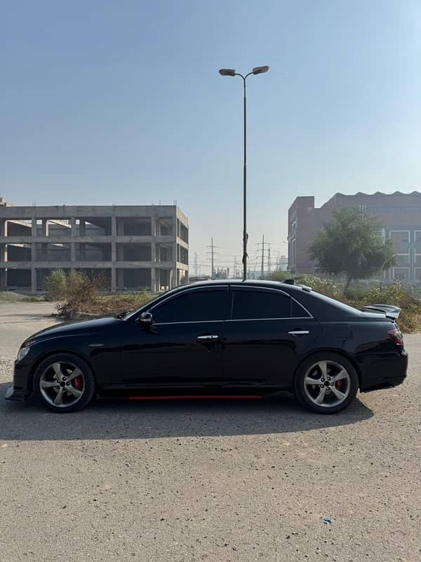 Toyota Mark X 2005 1