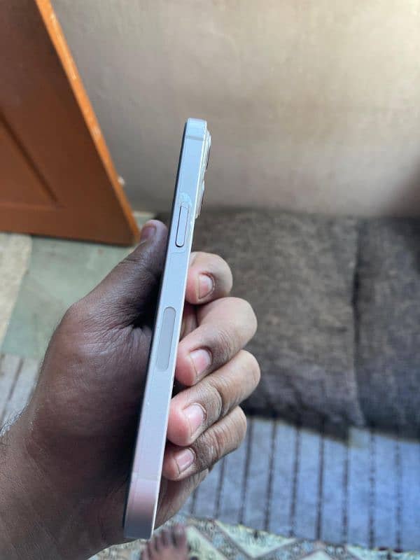 iPhone 13 Non Pta urgent sell 5