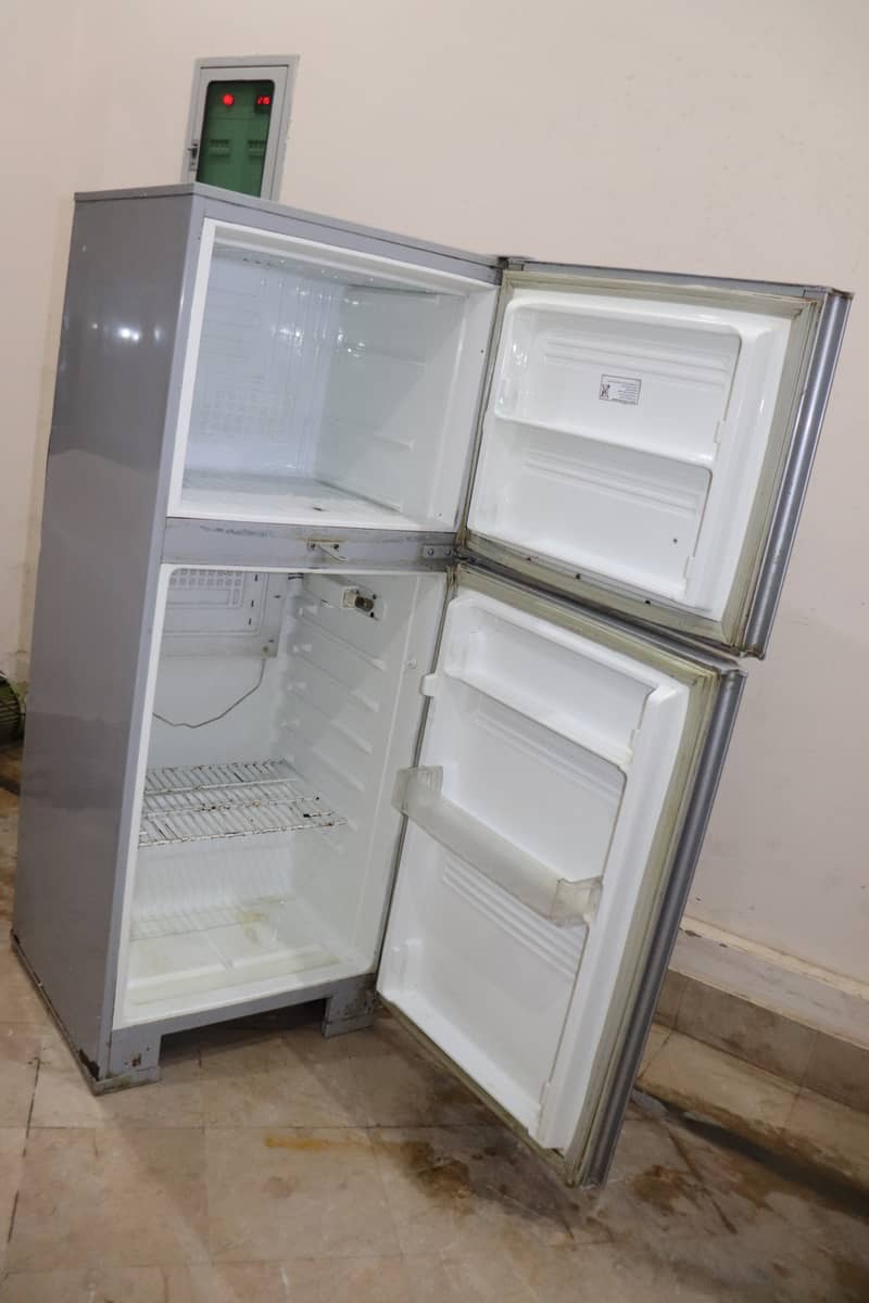 PEL FRIDGE  MEDIUM SIZE 7