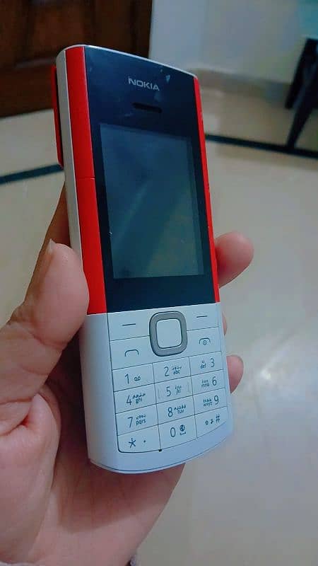 Nokia 5710 Xpress Audio 6