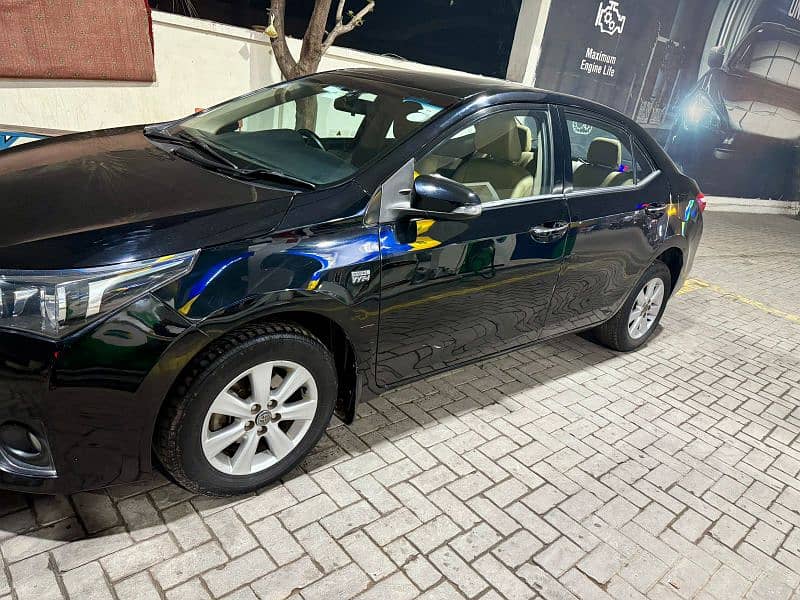 Toyota Altis Grande 2015 3