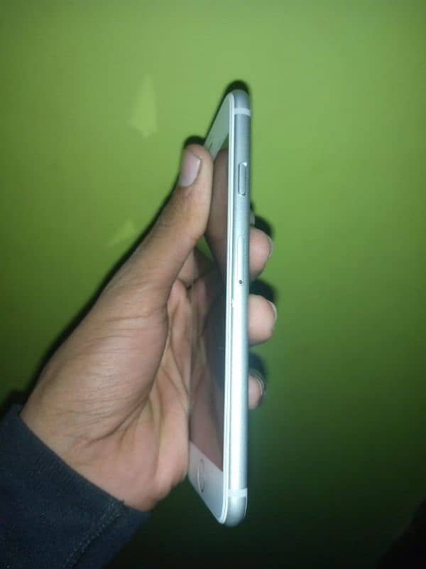 iPhone 6s silver 5