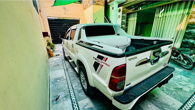 Toyota Hilux 2012 Thailnd 4