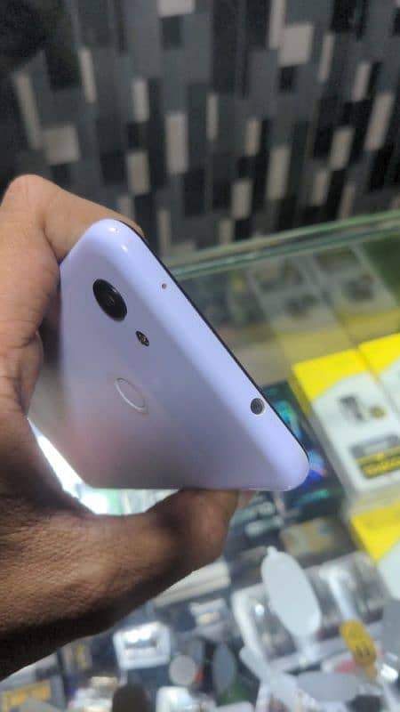 Google Pixel 3axl ( Approved ) 4